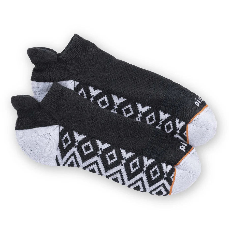 Merino-wool-raven-ankle-sock-black
