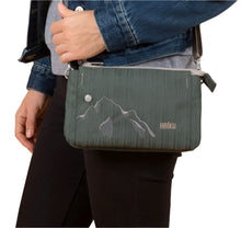 Stride-wristlet-forest