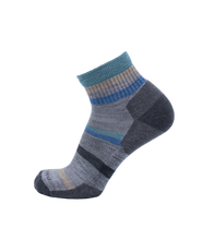 Hiking-mixed-stripe-light-quarter-crew-sock-merino-ocean
