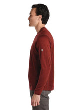 Men_s-merino-wool-skar-crew-top-picante