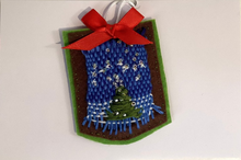 Small-art-note-card-felt-tree-ornament