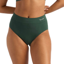 Women_s-bamboo-full-brief-green