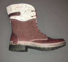 Womens cute rugged Jambu boot with felted wool top