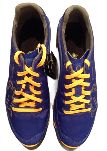Lightweight rubber studded shoe, blue with orange laces